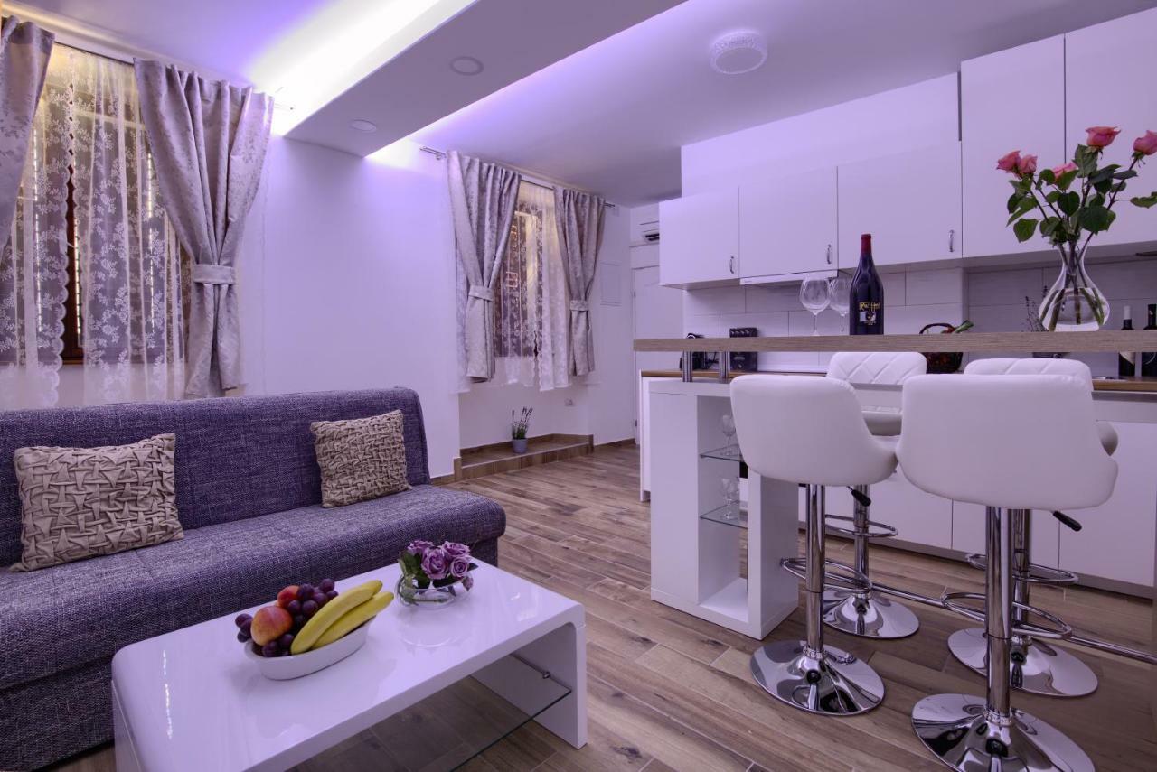 Apartment Castle Pula Ngoại thất bức ảnh